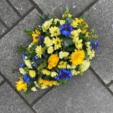 Yellow, blue, spray, Funeral, sympathy, wreath, tribute, flowers, florist, gravesend, Northfleet, Kent, london