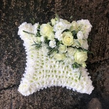 White, based, cushion, Funeral, sympathy, wreath, tribute, flowers, florist, gravesend, Northfleet, Kent, london