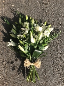 Simple, white, tied, sheaf, Funeral, sympathy, wreath, tribute, flowers, florist, gravesend, Northfleet, Kent, london