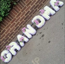 Gran, grandma, granny, grandmother, letters, word, Funeral, sympathy, wreath, tribute, flowers, florist, gravesend, Northfleet, Kent, london