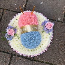 Ball, wool, posy, arrangement, Funeral, sympathy, wreath, tribute, flowers, florist, gravesend, Northfleet, Kent, london