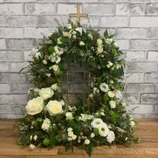 Woodland, wild, gates, heaven, rustic, foliage, Funeral, sympathy, wreath, tribute, flowers, florist, gravesend, Northfleet, Kent, london