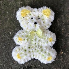 Small, mini, tiny, teddy, bear, child, baby, kid, Funeral, sympathy, wreath, tribute, flowers, florist, gravesend, Northfleet, Kent, london