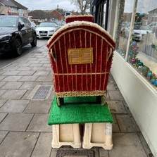 Reading, bowtop, bow top, ledge, edge, wagon, gypsy, traveller, Funeral, sympathy, wreath, tribute, flowers, florist, gravesend, Northfleet, Kent, London, Essex 