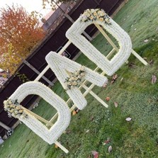 3ft, 36”, xl, dad, letters, word, gypsy, traveller, Funeral, sympathy, wreath, tribute, flowers, florist, gravesend, Northfleet, Kent, London, Essex 