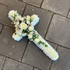 White, cross, simple, elegant, Funeral, sympathy, wreath, tribute, flowers, florist, gravesend, Northfleet, Kent, London