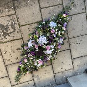 Purple, mauve, lilac, hydrangea, coffin, spray, Funeral, sympathy, wreath, tribute, flowers, florist, gravesend, Northfleet, Kent, London