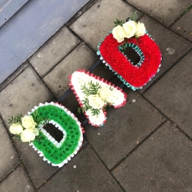 Italian, flag, dad, letters, Italia, Italy, Funeral, sympathy, wreath, tribute, flowers, florist, gravesend, Northfleet, Kent, London