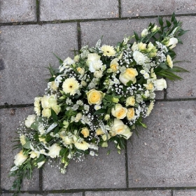 Lemon, white, soft, pretty, coffin, spray, display, Funeral, sympathy, wreath, tribute, flowers, florist, gravesend, Northfleet, Kent, London