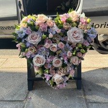 Pastel, pretty, mix, heart, Funeral, sympathy, wreath, tribute, flowers, florist, gravesend, Northfleet, Kent, London, Essex 