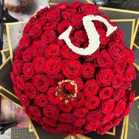 Luxury rose handtie with gypsophila letter