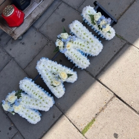 NANI, Sikh, Mothers, mother, Punjabi, letters, word, Funeral, sympathy, wreath, tribute, flowers, florist, gravesend, Northfleet, Kent, London