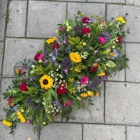 Eco, natural, biodegradable, woodland, coffin, spray, Funeral, sympathy, wreath, tribute, flowers, florist, gravesend, Northfleet, Kent, London