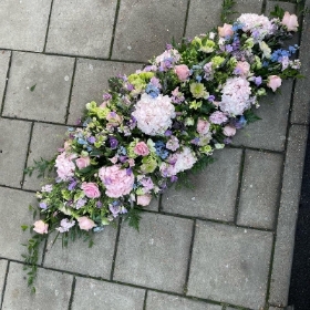 Pretty, pastel, soft, hydrangea, coffin, spray, display, Funeral, sympathy, wreath, tribute, flowers, florist, gravesend, Northfleet, Kent, London