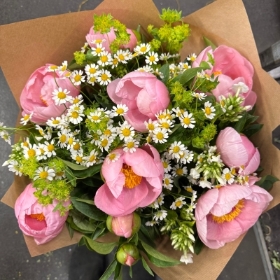 Peony paradise handtie bouquet