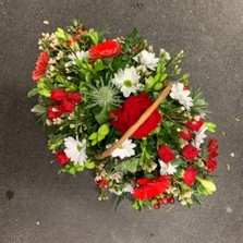 Red, white, basket, Funeral, sympathy, wreath, tribute, flowers, florist, gravesend, Northfleet, Kent, London, Essex 