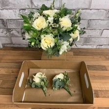 White, rustic, wedding, handtie, bouquet, bride, bridesmaid, country, garden, rose, eucalyptus, Northfleet, Gravesend, Kent, London, essex