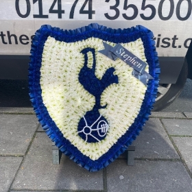 Spurs, shield, Tottenham, Hotspur, cockerel, Funeral, sympathy, wreath, tribute, flowers, florist, gravesend, Northfleet, Kent, London