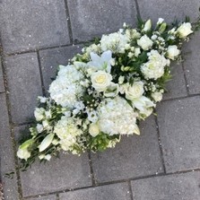 White, hydrangea, pretty, coffin, spray, display, Funeral, sympathy, wreath, tribute, flowers, florist, gravesend, Northfleet, Kent, London