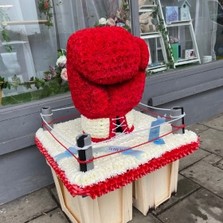 Boxing, glove, ring, traveller, gypsy, boxer, Funeral, sympathy, wreath, tribute, flowers, florist, gravesend, Northfleet, Kent, London