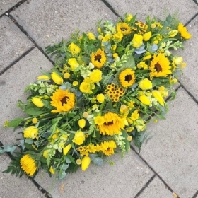 Yellow, bright, sunny, coffin, spray, display, Funeral, sympathy, wreath, tribute, flowers, florist, gravesend, Northfleet, Kent, London